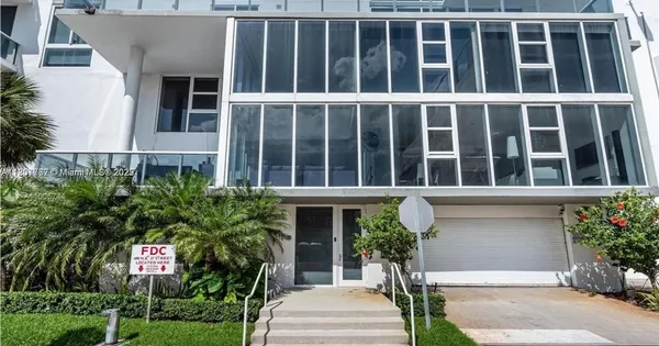 $1,650,000 | 600 Northeast 27th Street, Unit 105, Miami, FL 33137