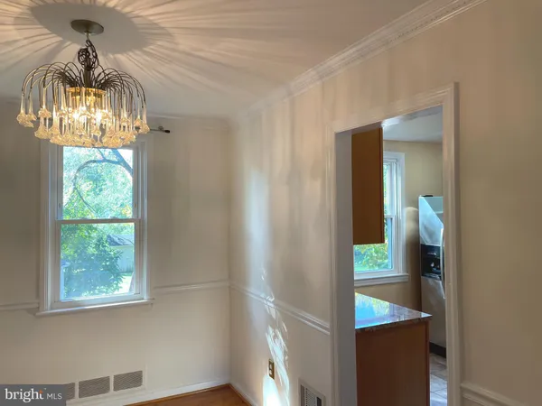 $3,000 | 610 Ritchie Avenue, Silver Spring, MD 20910