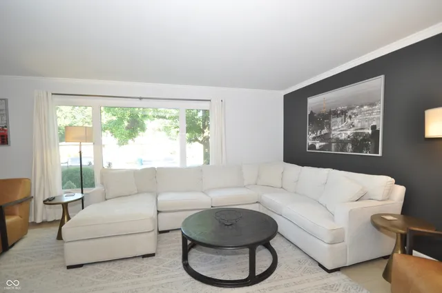 $574,900 | 7815 Rough Cedar Lane, Indianapolis, IN 46250