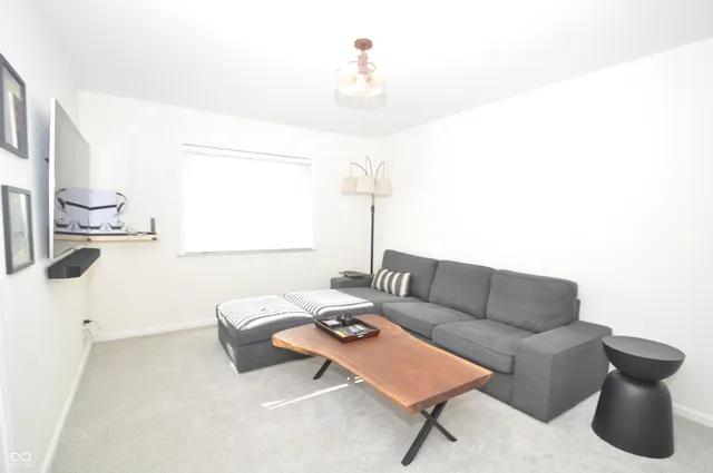 $574,900 | 7815 Rough Cedar Lane, Indianapolis, IN 46250