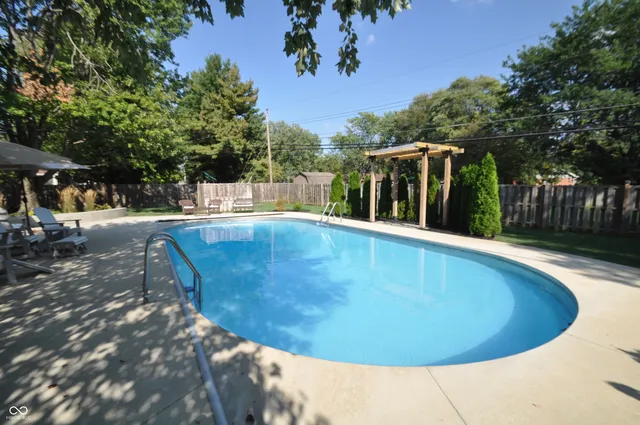 $574,900 | 7815 Rough Cedar Lane, Indianapolis, IN 46250