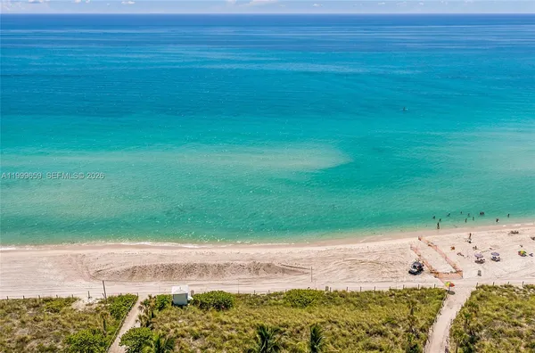 $9,000 | 6301 Collins Avenue, Unit 2103, Miami Beach, FL 33141