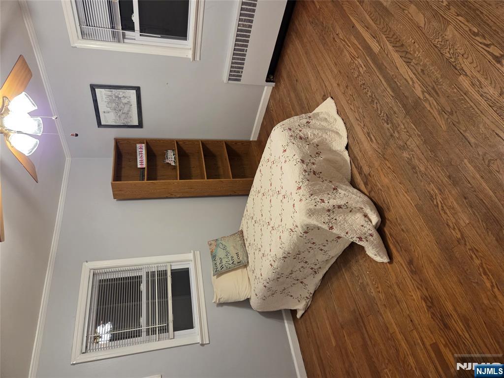 276 Franklin Turnpike Ridgewood, NJ 07450 - Photo 10 of 23 a bedroom with a bed and a dresser