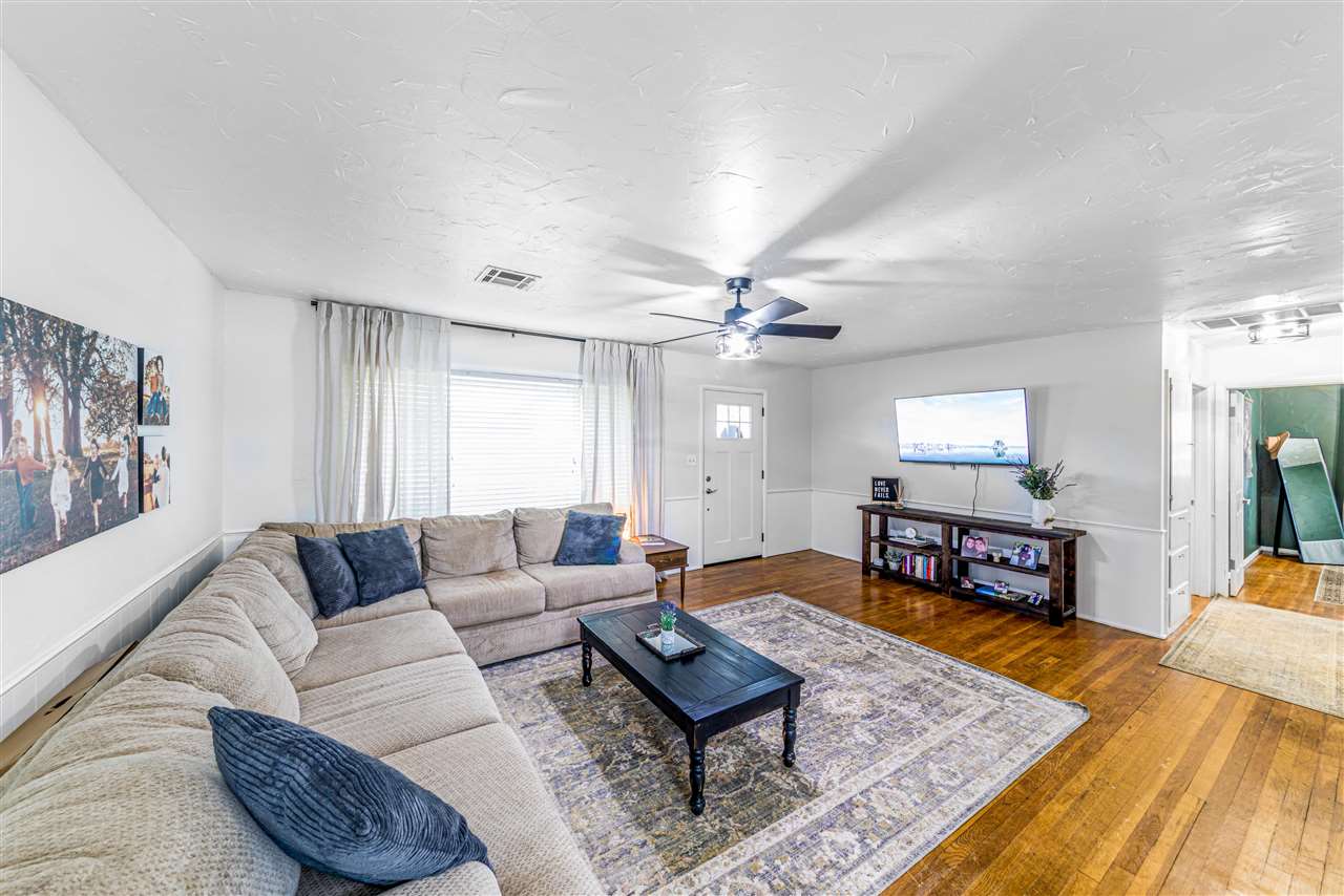 4 Hillcrest Street Perry, OK 73077 - Photo 5 of 19 Gallery Image 5