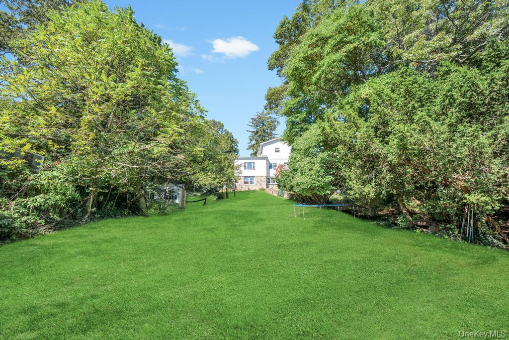 122 Dawn Road Rocky Point, NY 11778 - Photo 6 of 30