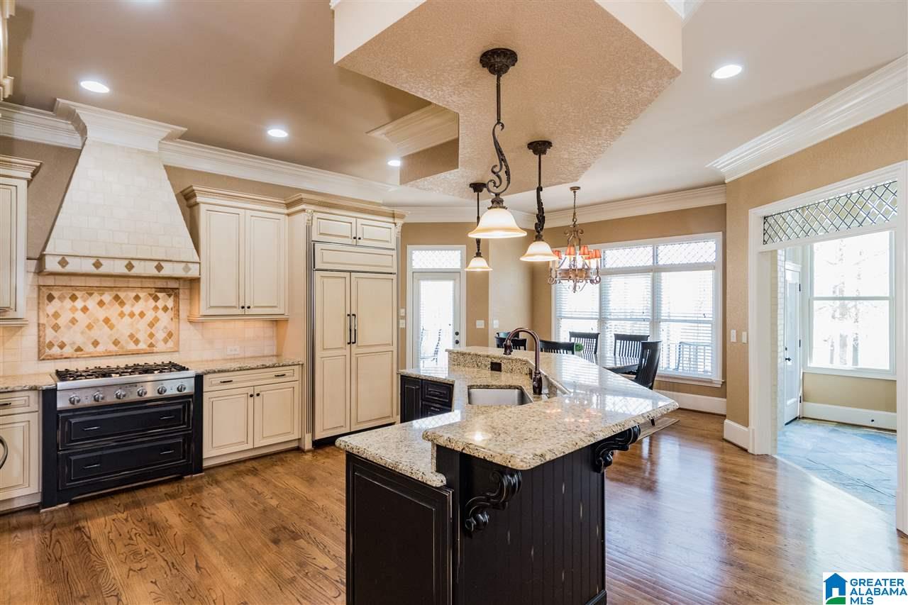 2464 Glasscott Point Birmingham, AL 35226 - Photo 6 of 50