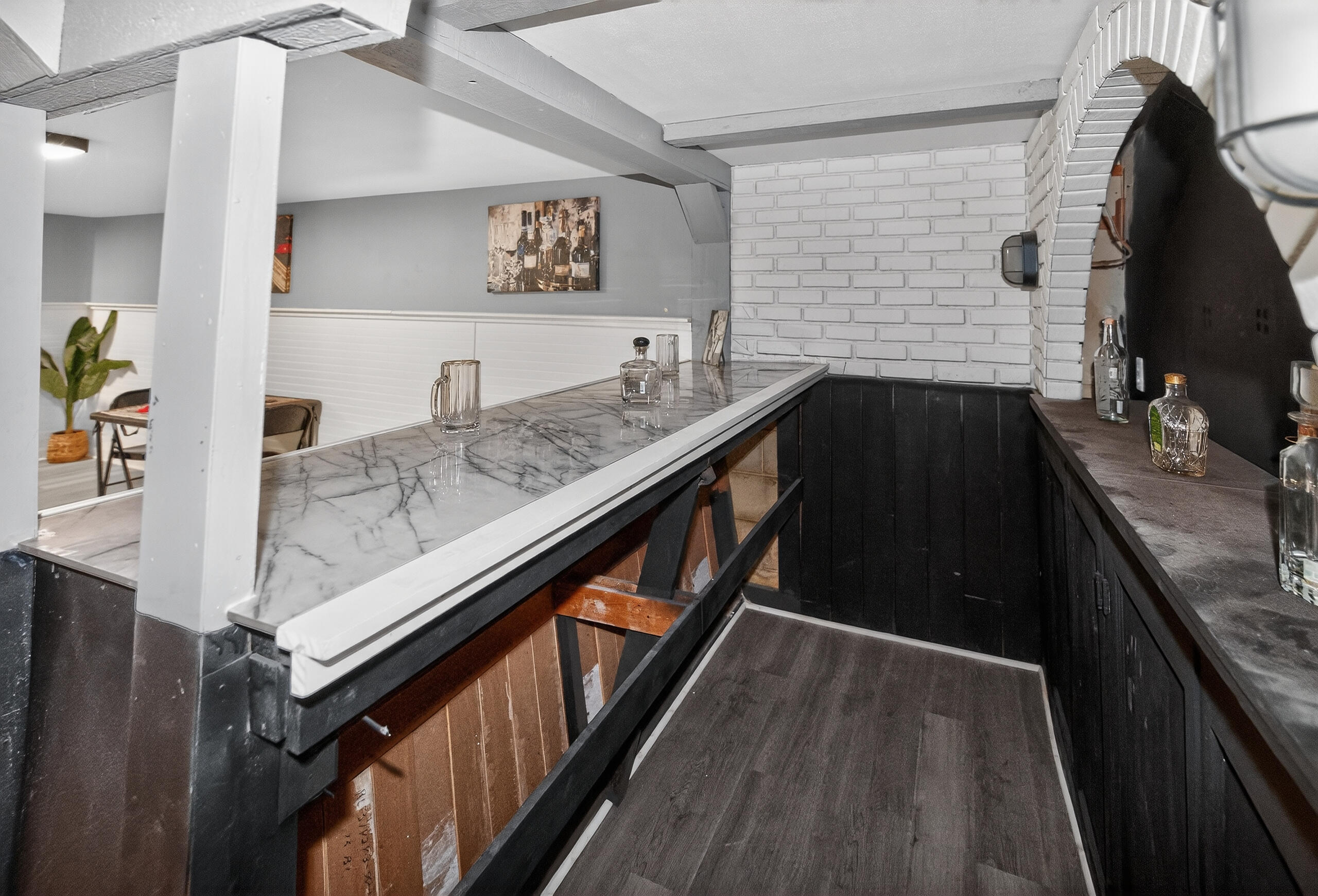 2220 West Neil Place Milwaukee, WI 53209 - Photo 21 of 34 DSC_1347