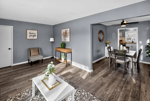 $174,900 | 2220 West Neil Place, Milwaukee, WI 53209