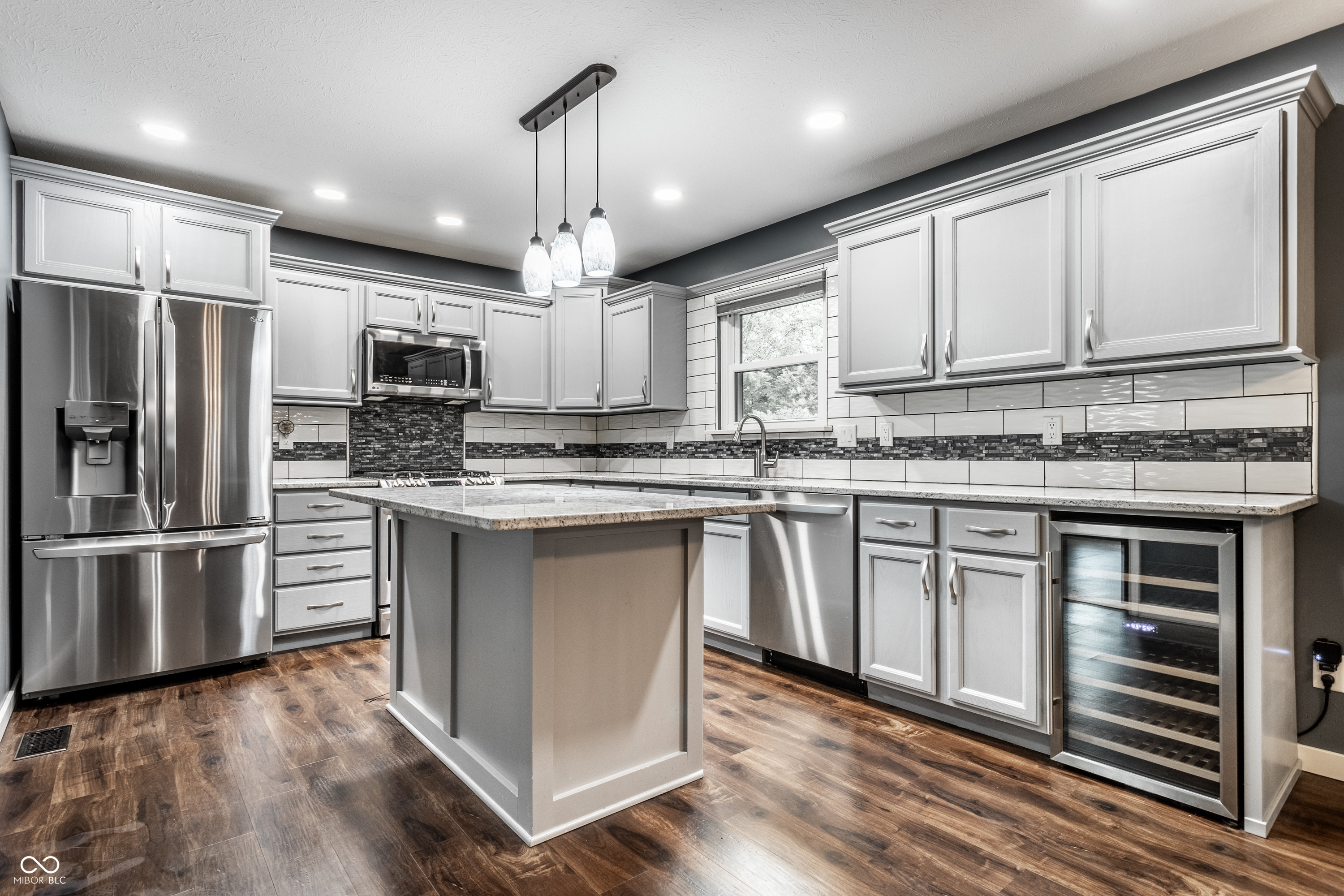 11239 Delight Creek Road Fishers, IN 46038 - Photo 3 of 21 Gallery Image 3