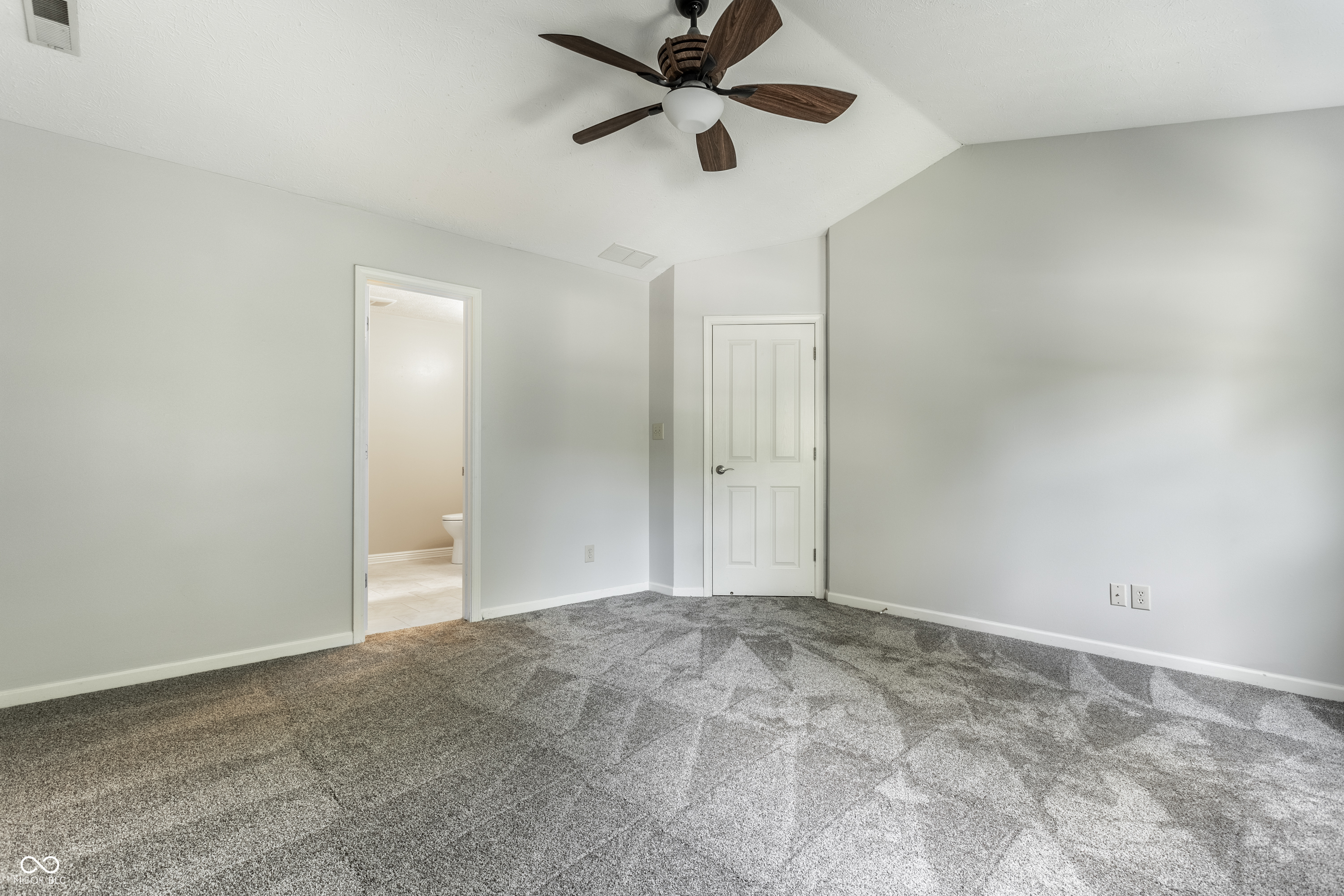 11239 Delight Creek Road Fishers, IN 46038 - Photo 9 of 21 Gallery Image 9