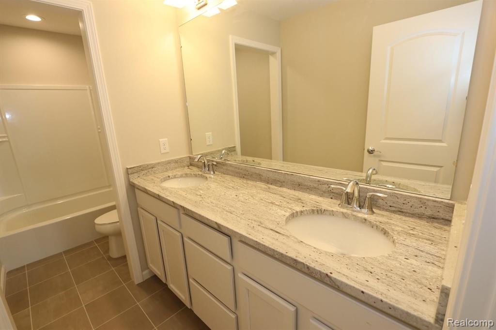 50570 Scarborough Road Canton, MI 48188 - Photo 16 of 29 Gallery Image 16