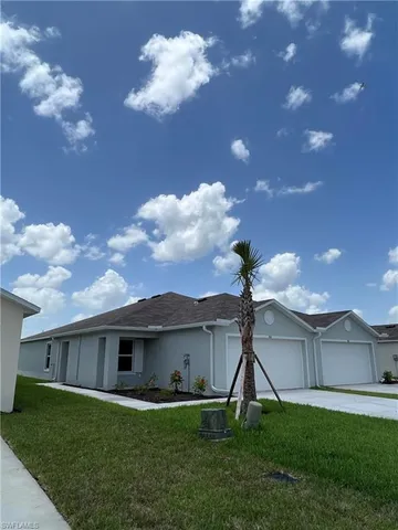 $264,000 | 9114 Aegean Circle, Lehigh Acres, FL 33936