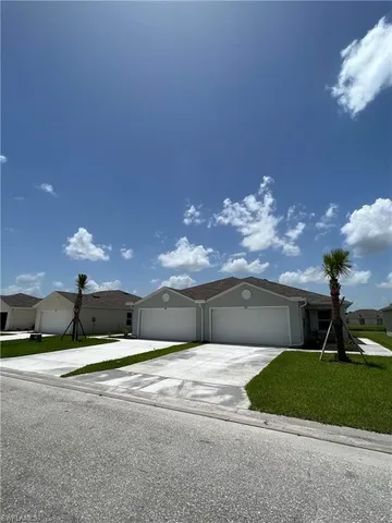$264,000 | 9114 Aegean Circle, Lehigh Acres, FL 33936