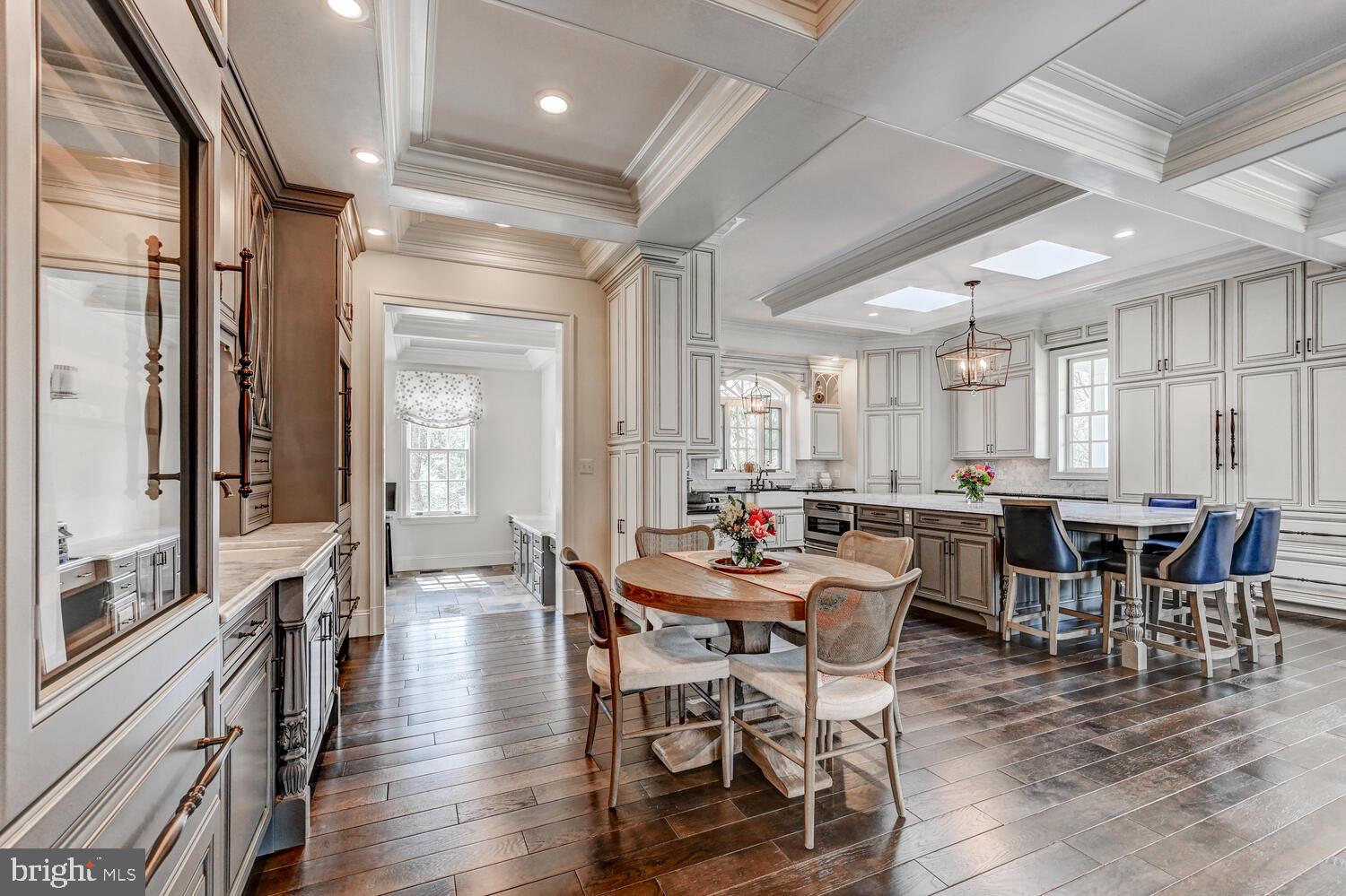 1848 Circle Road Towson, MD 21204 - Photo 13 of 69 a view of a dining room with furniture