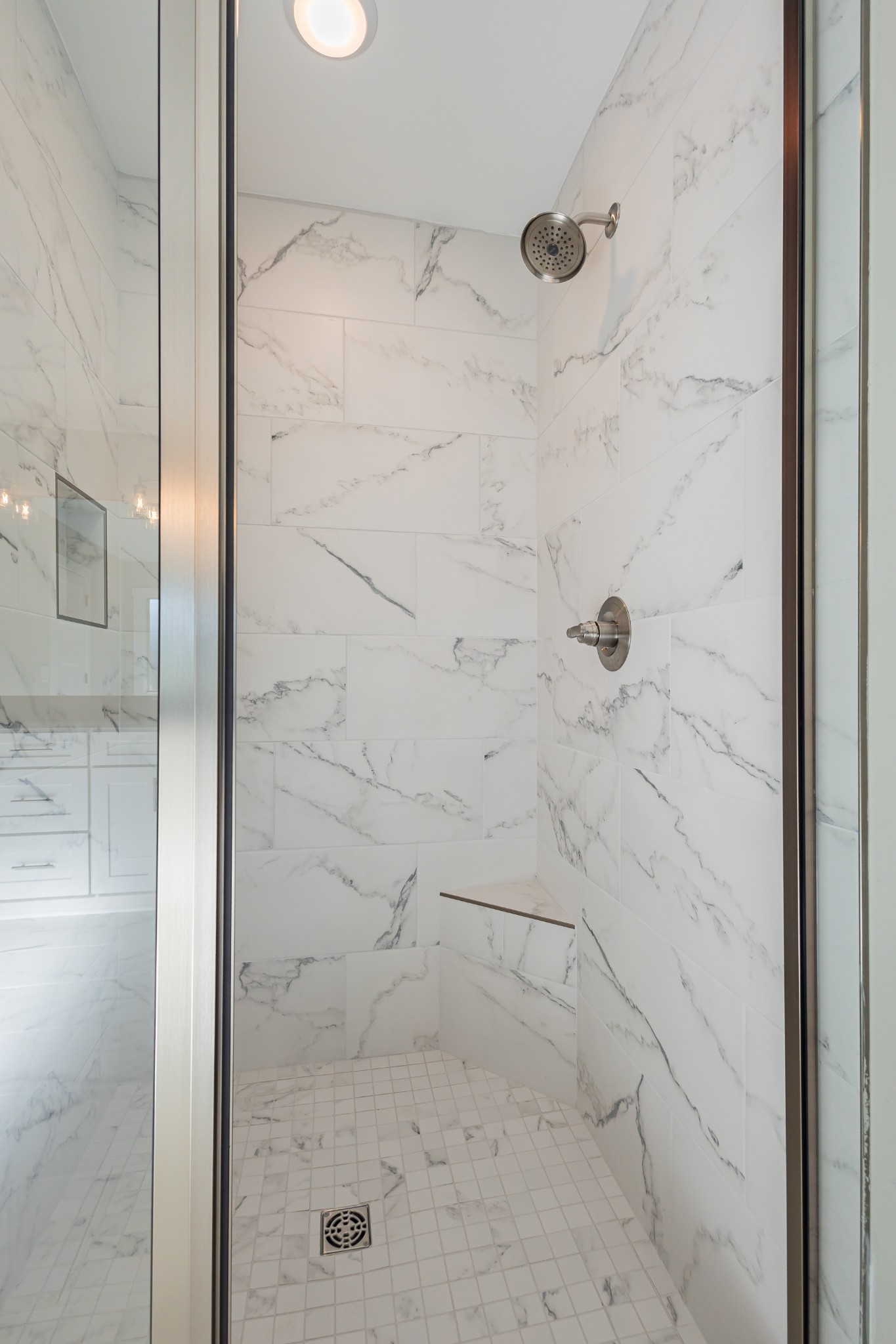 31 Brooklyn Avenue Manchester, TN 37355 - Photo 43 of 66 a bathroom with a shower