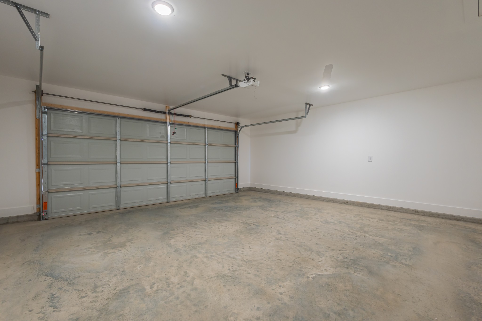 31 Brooklyn Avenue Manchester, TN 37355 - Photo 65 of 66 a view of a garage