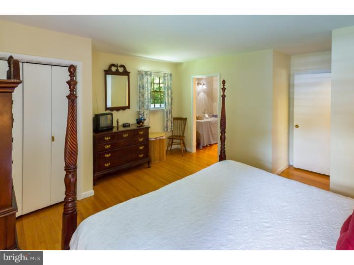 725 North Stanwick Road Moorestown, NJ 08057 - Photo 16 of 25