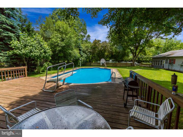 725 North Stanwick Road Moorestown, NJ 08057 - Photo 9 of 25