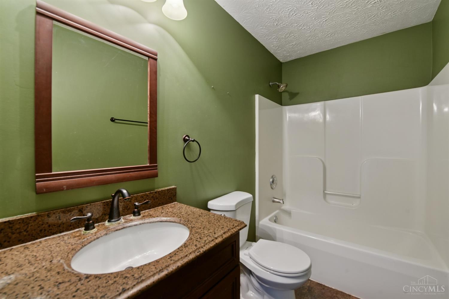 1221 Nottingham Road Amelia, OH 45102 - Photo 38 of 46 Gallery Image 38