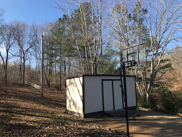 253 Lockwood Hollow Road Dover, TN 37058 - Photo 7 of 21 Shed
