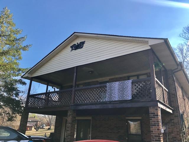 253 Lockwood Hollow Road Dover, TN 37058 - Photo 9 of 21 Covered deck