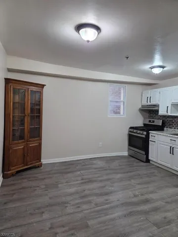 $2,275 | 18 Van Houten Street, Paterson, NJ 07505