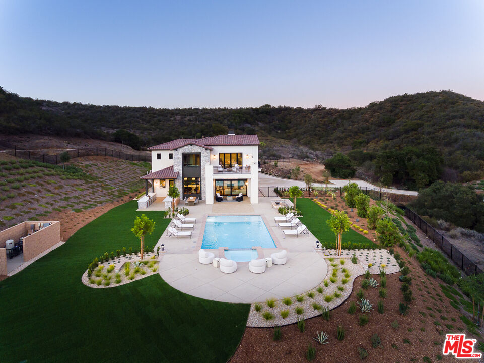 1985 Highgate Road Westlake Village, CA 91361 - Photo 2 of 65