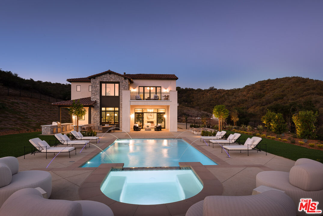 1985 Highgate Road Westlake Village, CA 91361 - Photo 4 of 65