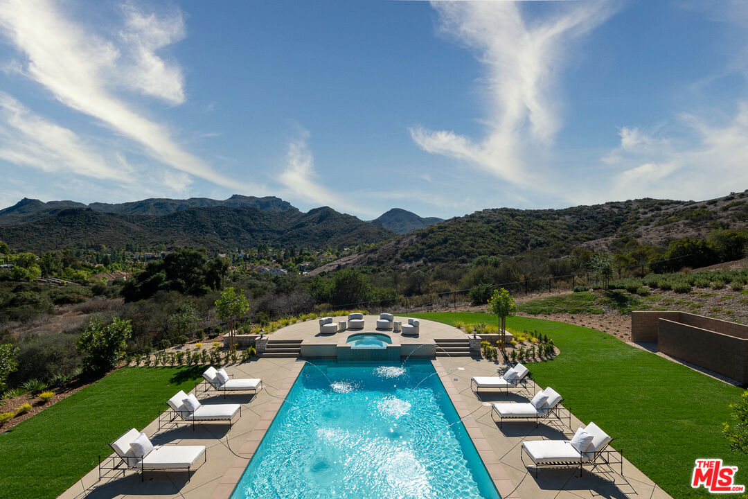 1985 Highgate Road Westlake Village, CA 91361 - Photo 58 of 65