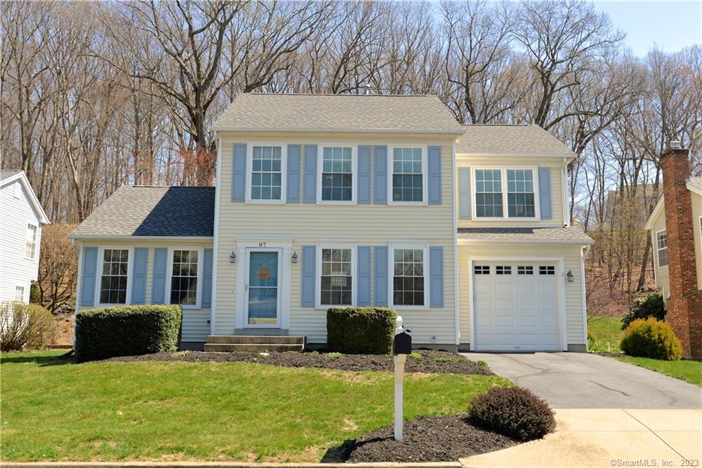 87 Magnolia Rd, Milford CT 06461
