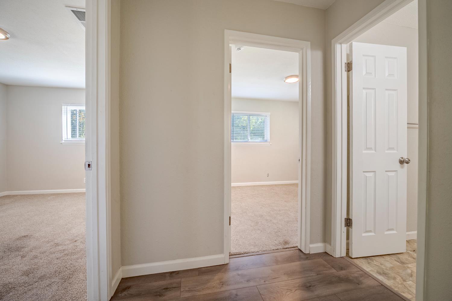 3085 North Buhach Road Atwater, CA 95301 - Photo 22 of 40 an empty room with closet and a bathroom