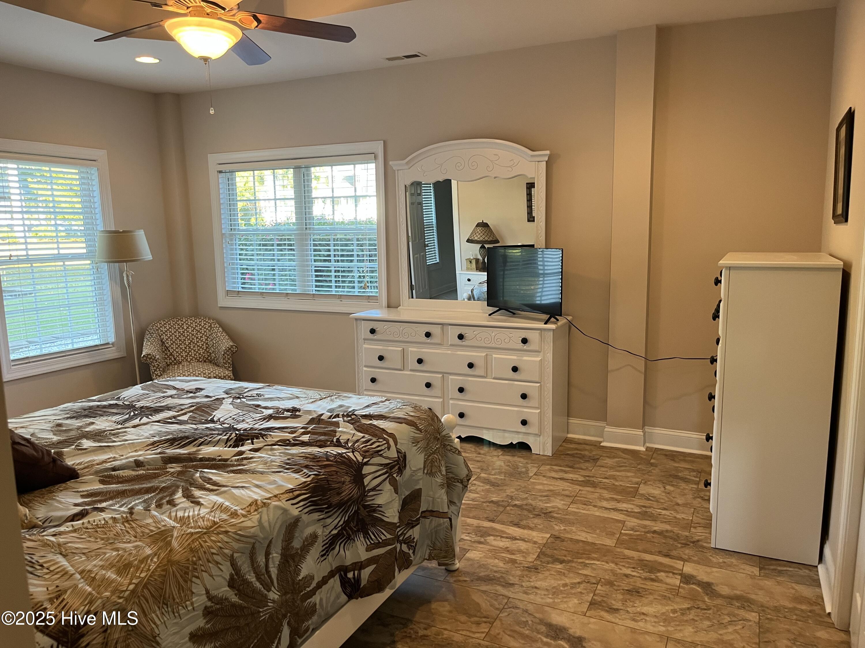 6777 Roberta Road Southwest Ocean Isle Beach, NC 28469 - Photo 5 of 38 IMG_8986