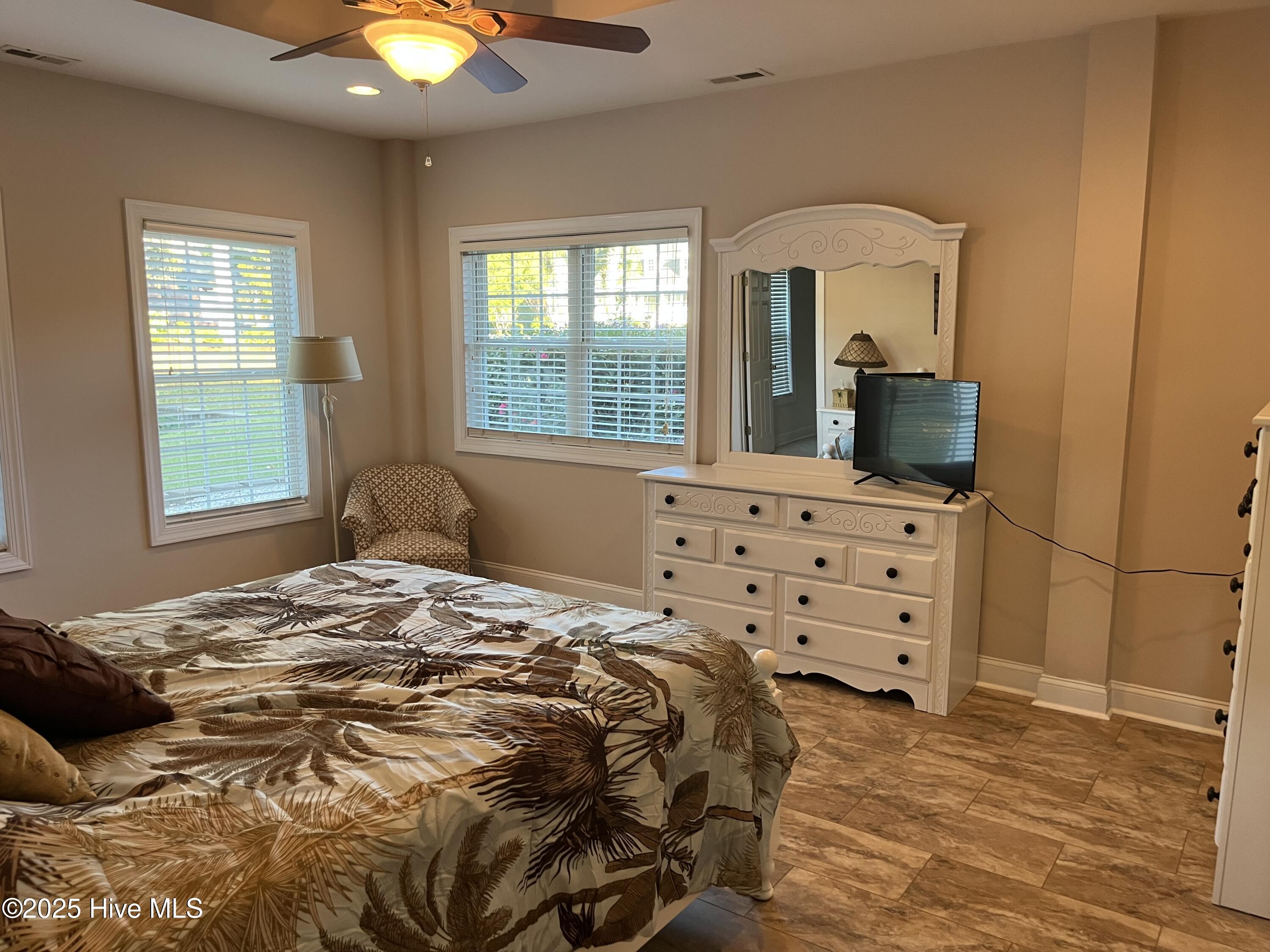 6777 Roberta Road Southwest Ocean Isle Beach, NC 28469 - Photo 6 of 38 IMG_8985