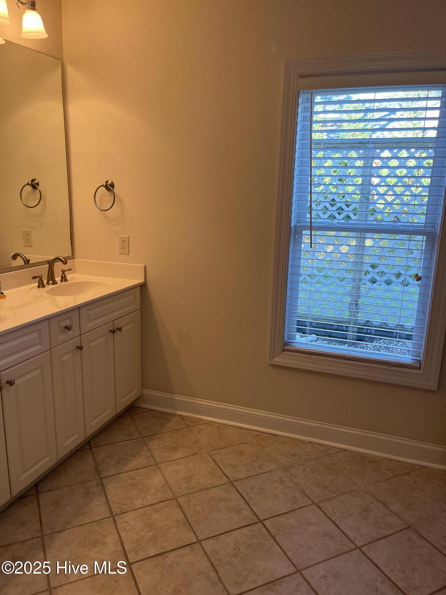 6777 Roberta Road Southwest Ocean Isle Beach, NC 28469 - Photo 8 of 38 IMG_8983