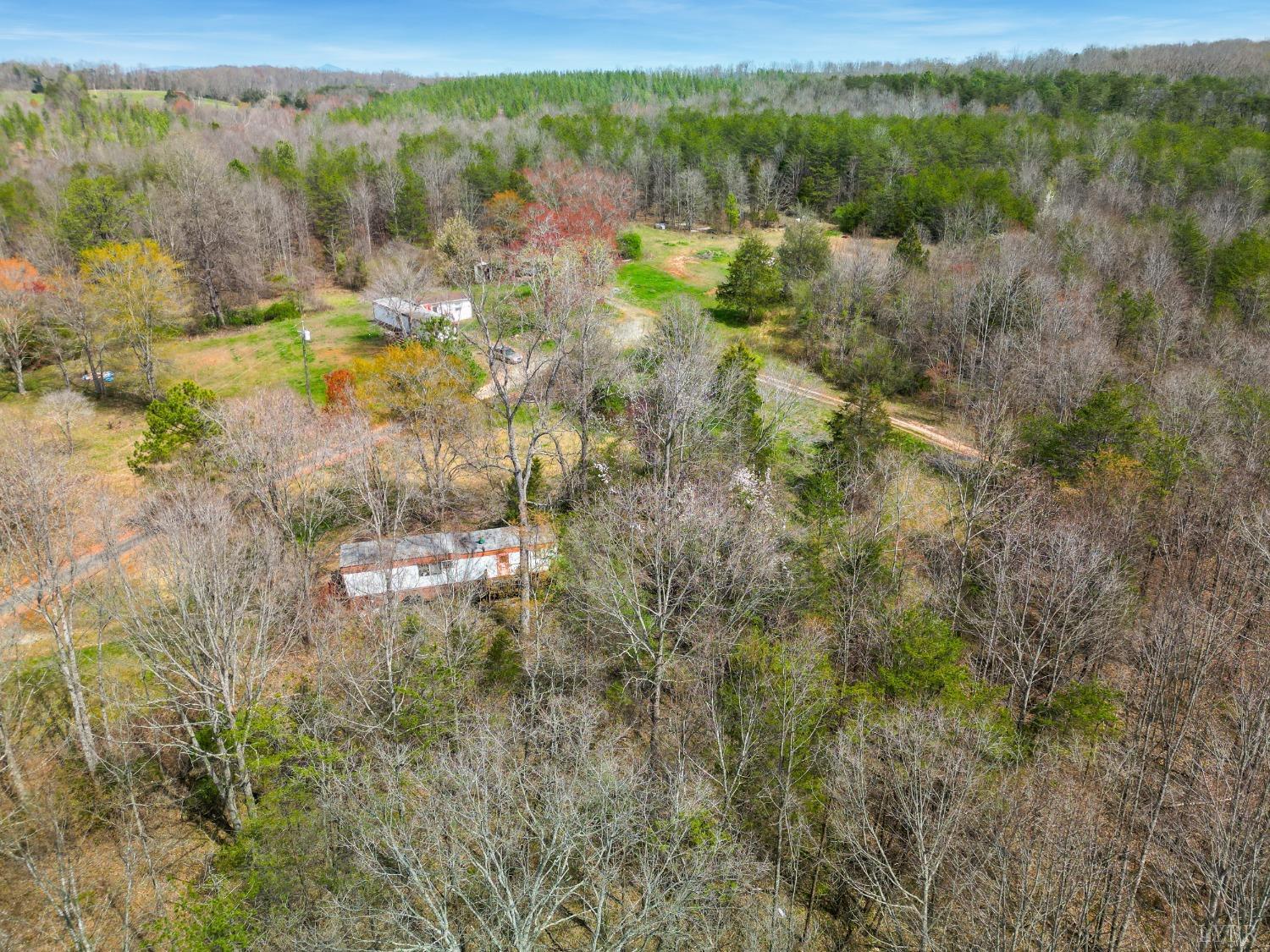 949 Toytown Road Amherst, VA 24521 - Photo 35 of 38 a view of a city with green field