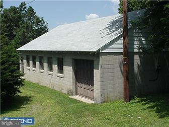3045 Kutztown Road Reading, PA 19605 - Photo 6 of 7 Gallery Image 6