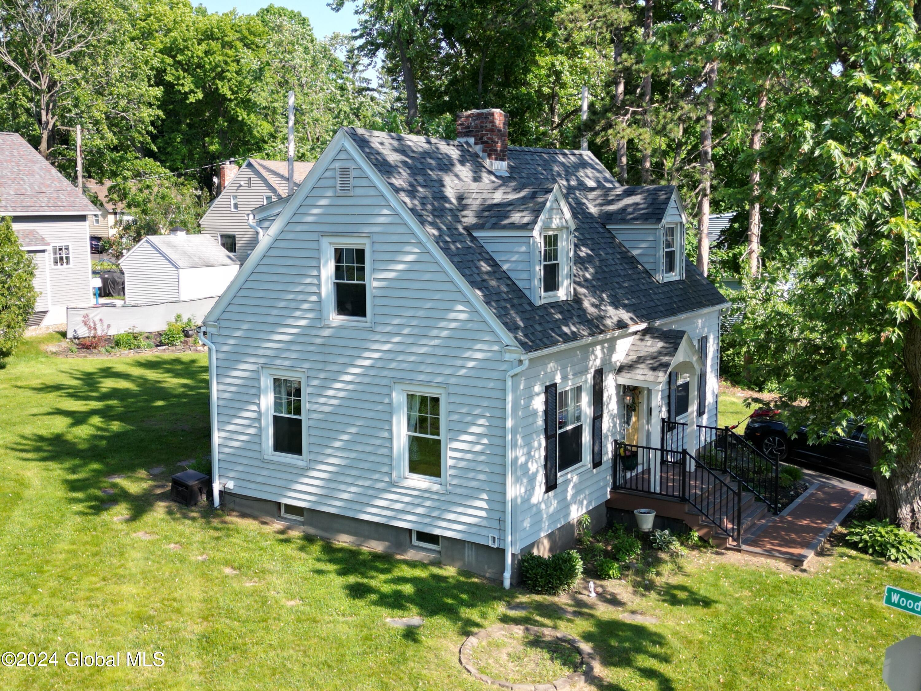 27 Spring Avenue Latham, NY 12110 - Photo 3 of 16 DJI_0473