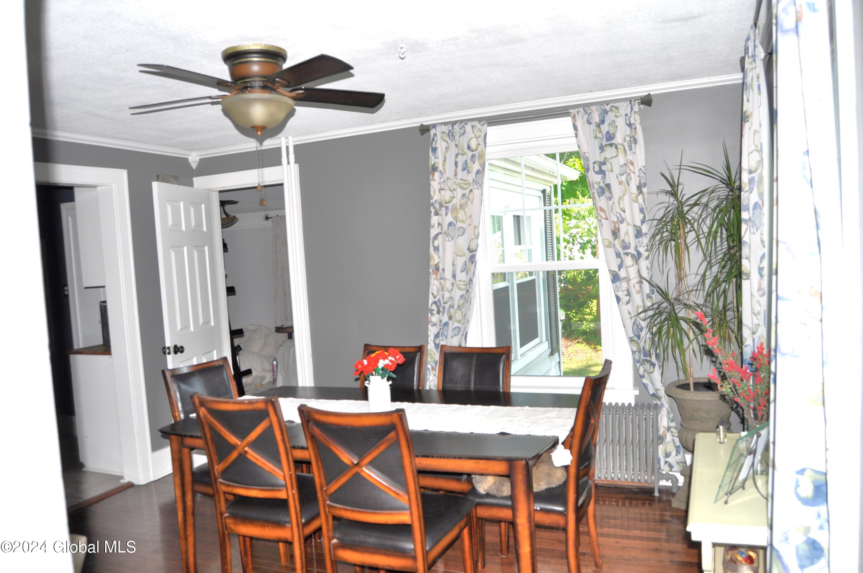 27 Spring Avenue Latham, NY 12110 - Photo 8 of 16 DSC_1293