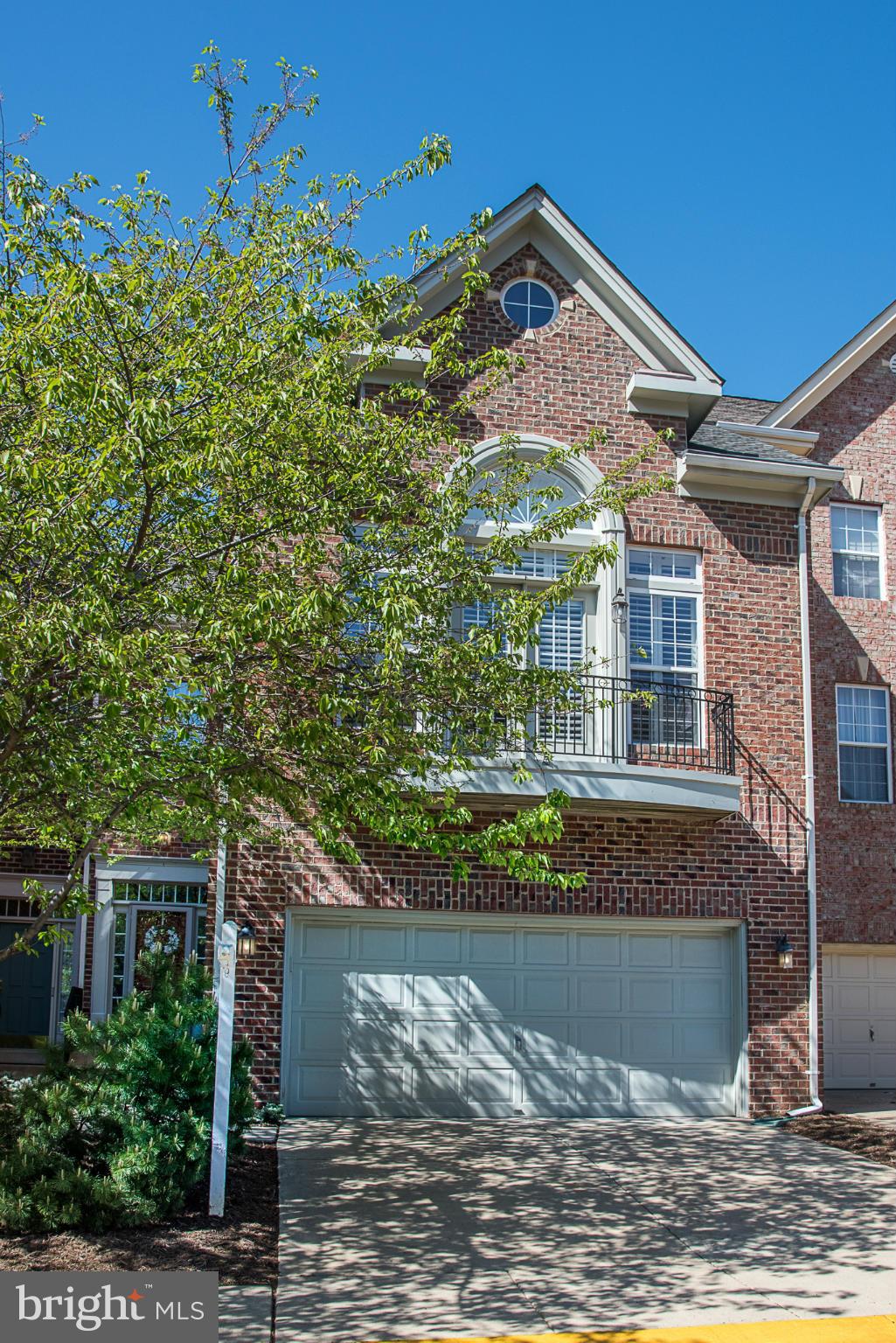 1915 Logan Manor Drive Reston, VA 20190 - Photo 2 of 30 Exterior (Front)