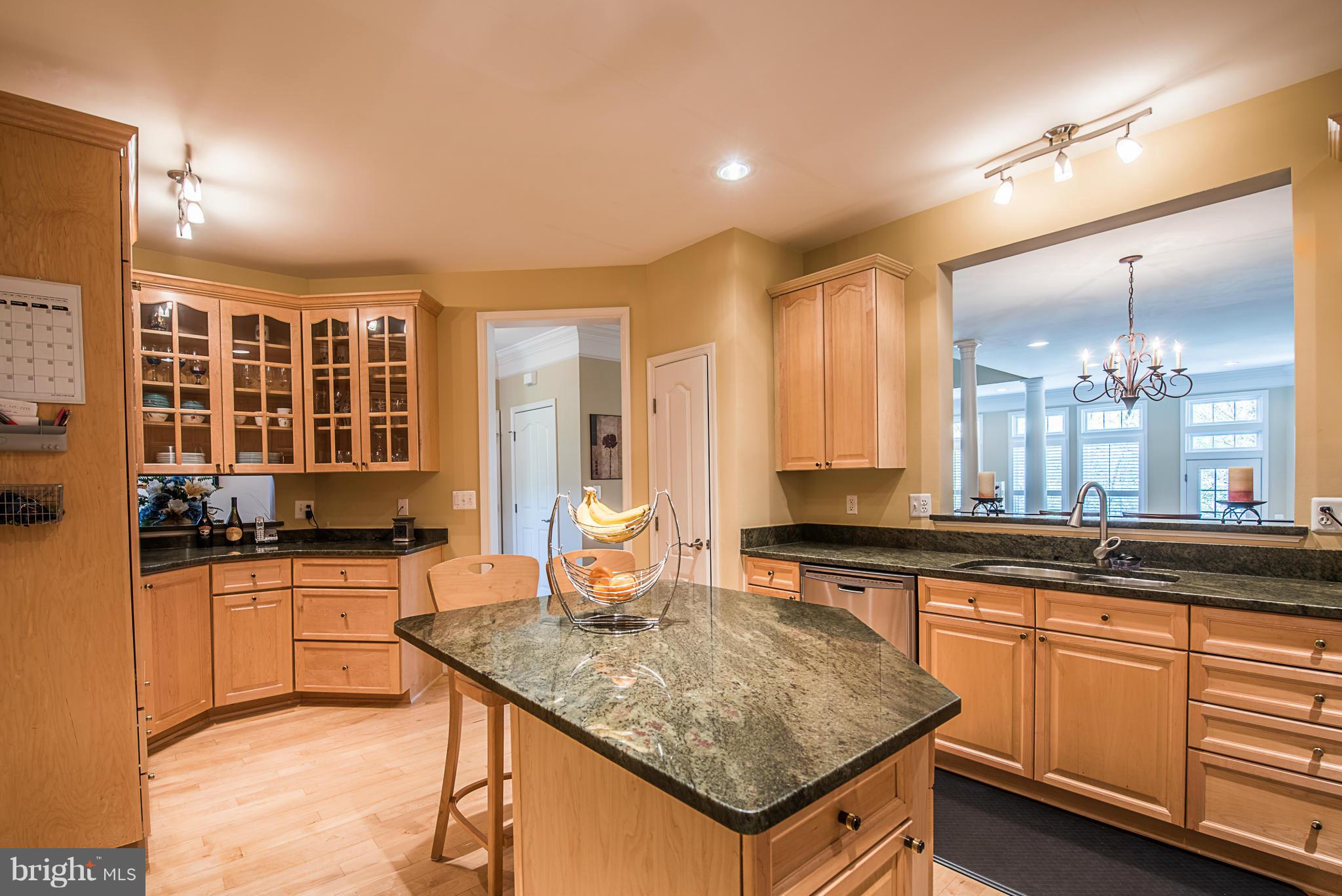 1915 Logan Manor Drive Reston, VA 20190 - Photo 8 of 30 Kitchen