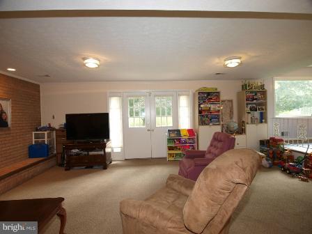 224 Hermleigh Road Silver Spring, MD 20902 - Photo 7 of 30 Family Room View 2