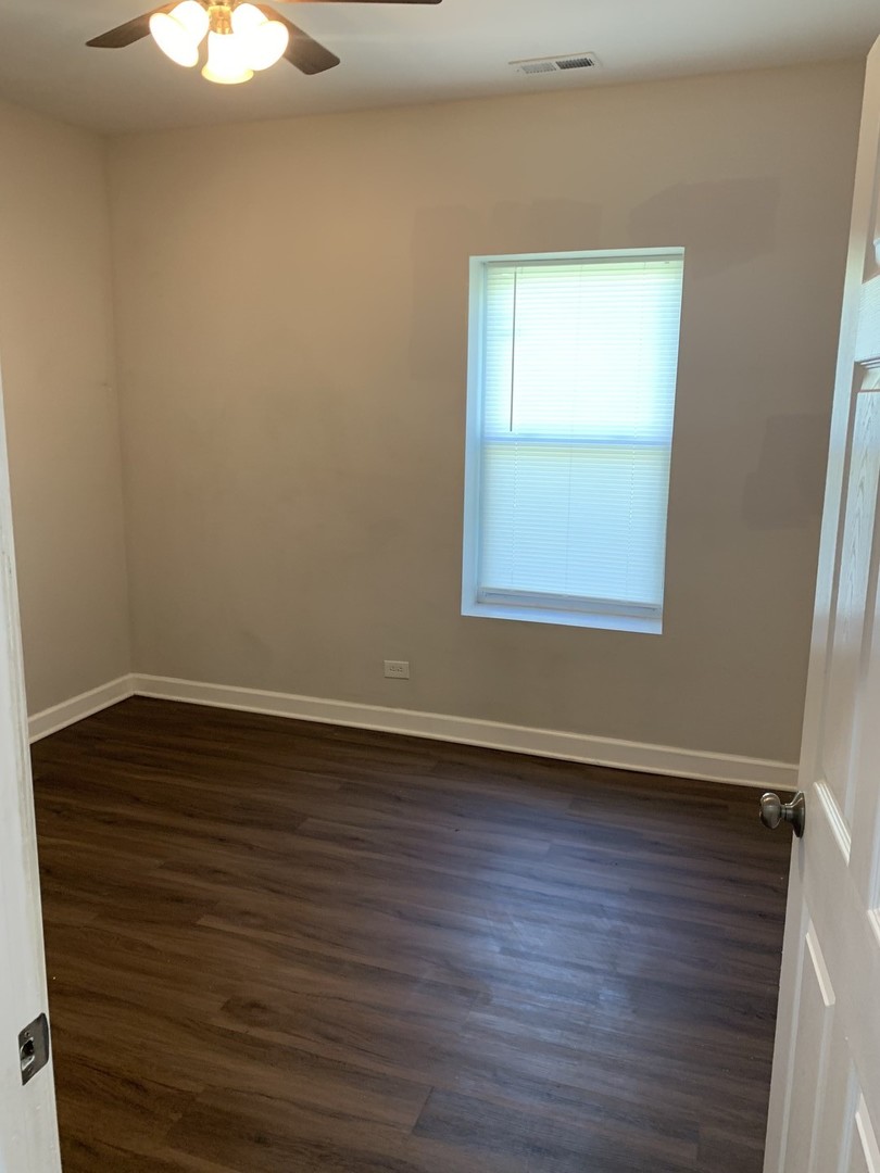 6330 South Artesian Avenue Chicago, IL 60629 - Photo 15 of 28