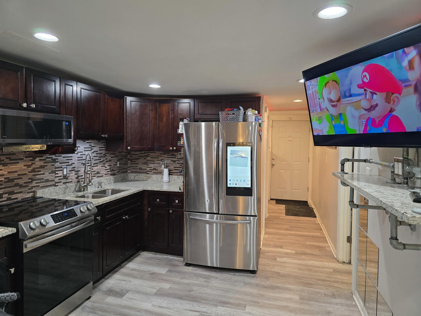 6330 South Artesian Avenue Chicago, IL 60629 - Photo 3 of 28