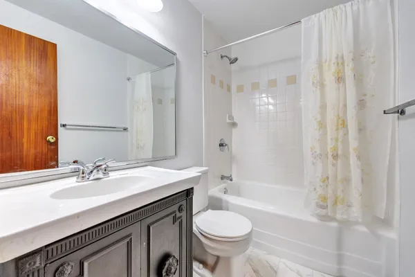 $239,900 | 1465 Harvey Street, Green Bay, WI 54302