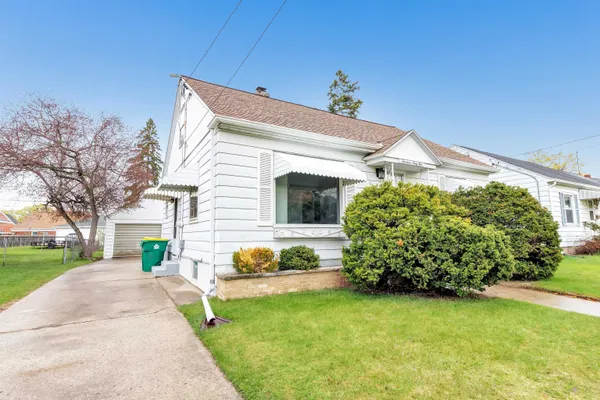 $239,900 | 1465 Harvey Street, Green Bay, WI 54302