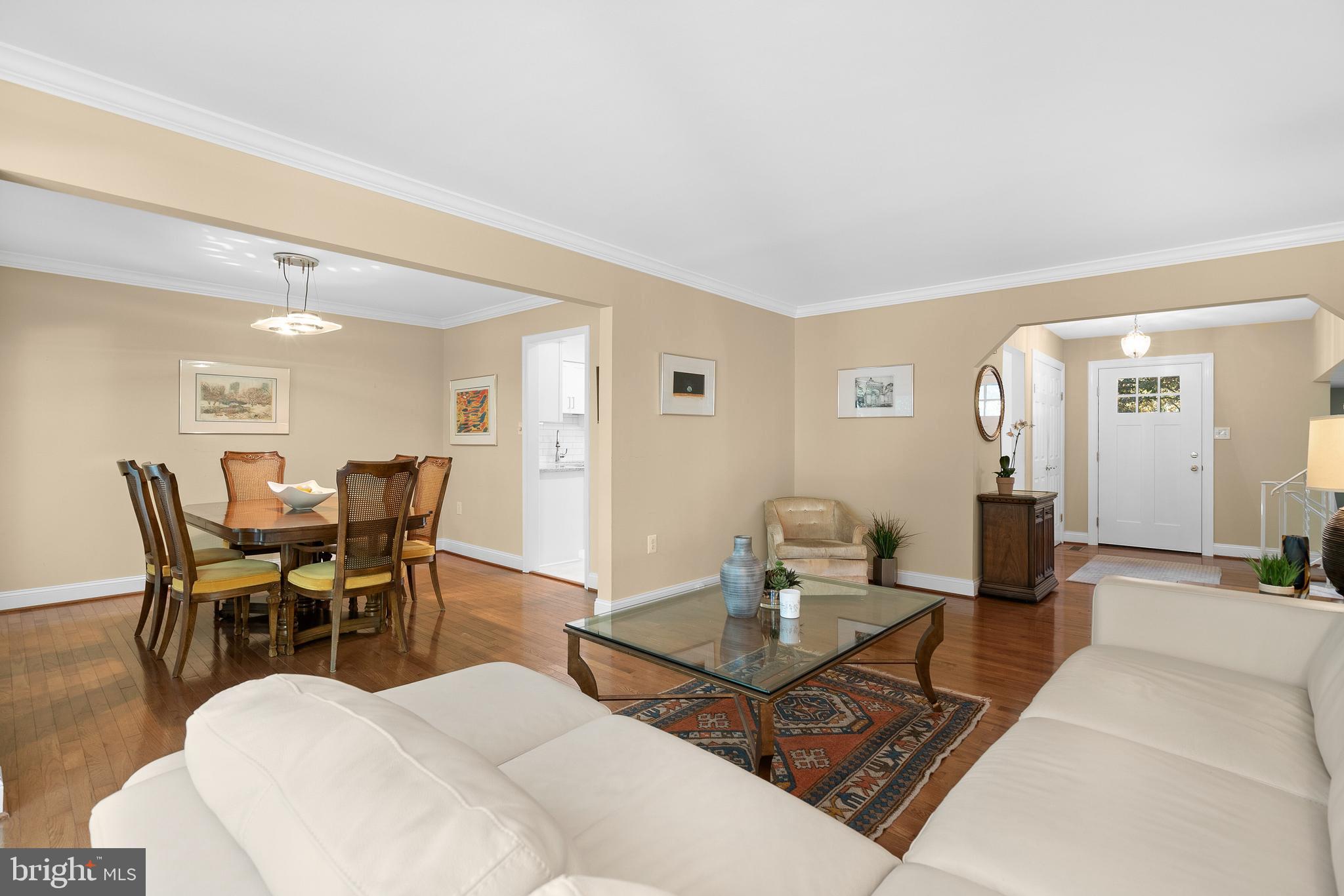 1925 Chapel Hill Road Silver Spring, MD 20906 - Photo 13 of 41 Living Room