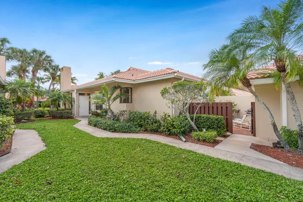 $6,000 | 135 Old Meadow Way, Palm Beach Gardens, FL 33418