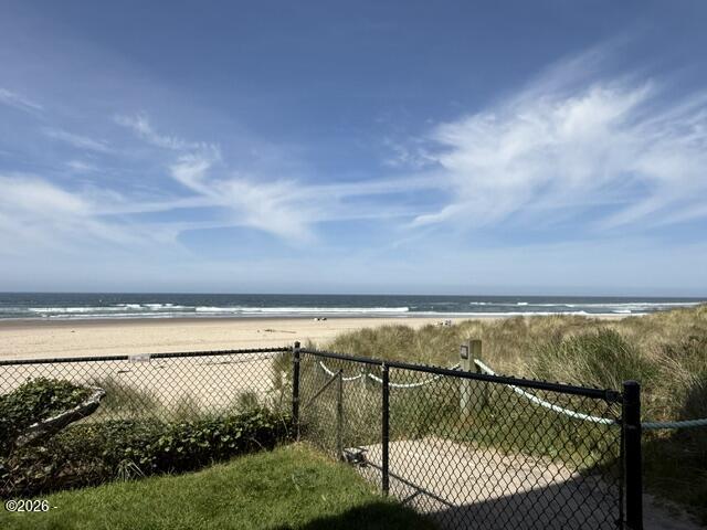 145 Northwest Inlet Avenue, Unit 101 Lincoln City, OR 97367 - Photo 9 of 16 IMG_1967