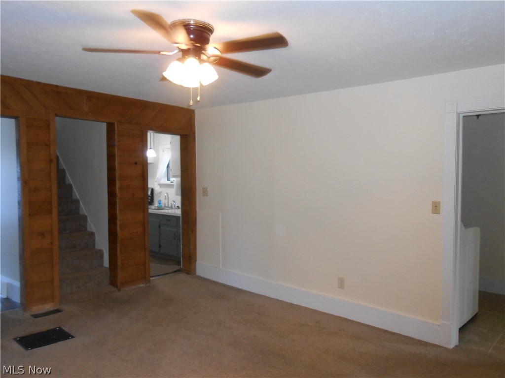 15593 Franchester Road Burbank, OH 44214 - Photo 8 of 14 Gallery Image 8