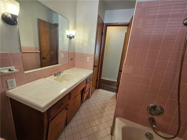 $234,900 | 7308 Cedar Avenue, Raytown, MO 64133